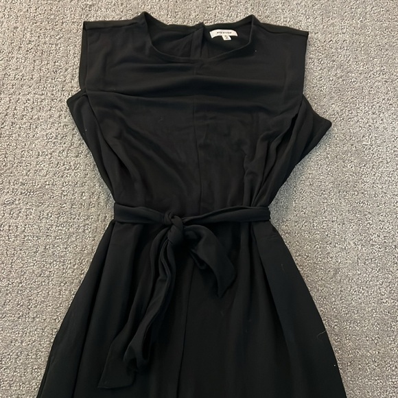 Women’s flowy black tying jumpsuit - Picture 2 of 6